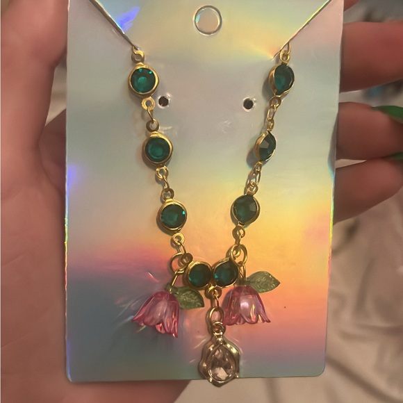 NEW Tulip Necklace - Picture 3 of 5